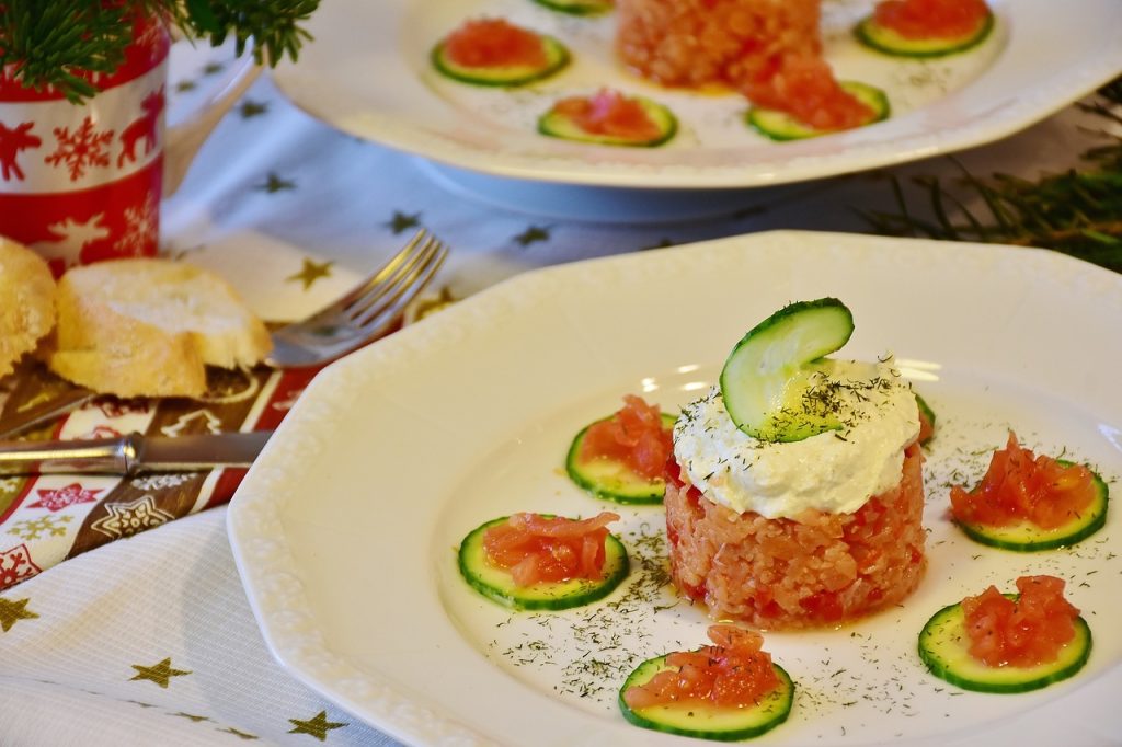 salmon, salmon tartar, tartare-1911730.jpg